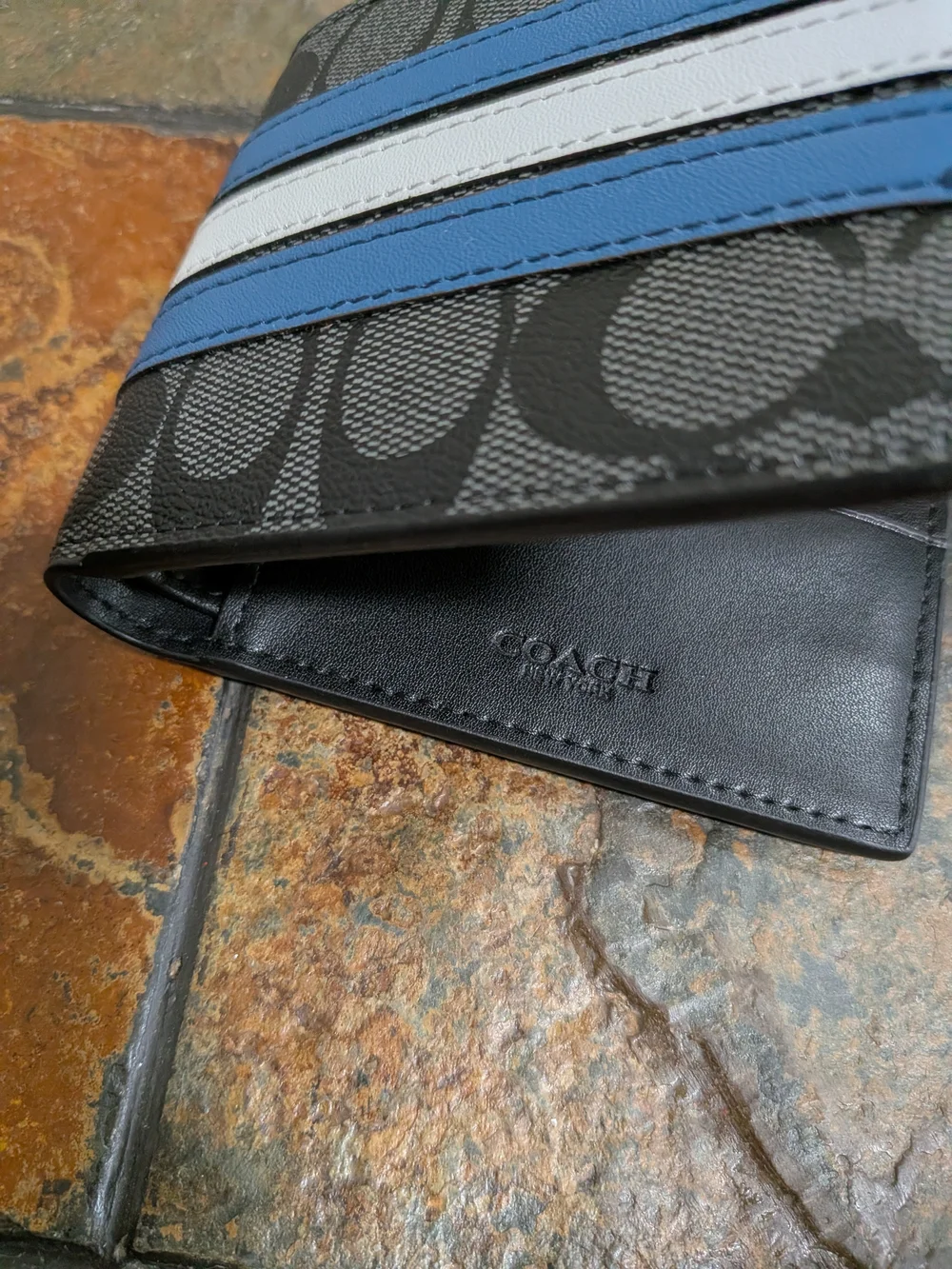 Coach classic bifold